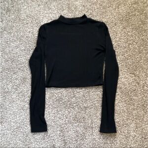 Elegant Black Long Sleeve Crop Top